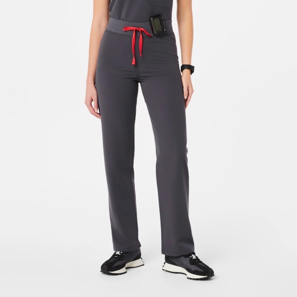 Figs Charcoal Livingston™
High Waisted - Basic
Scrub Pants
XS - Charcoal